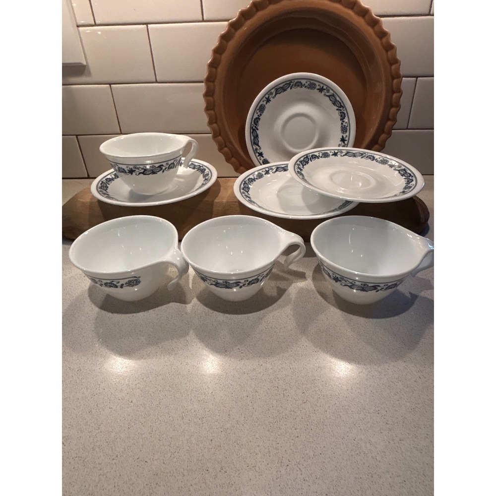 Corelle Old Town Blue Teacup and Saucer 4 Onion Pattern Hook Handle USA Sets